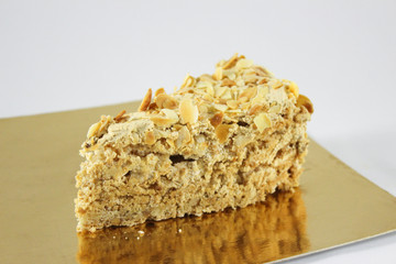 delicious almond cake