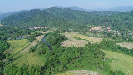Laos Autour de Viang Vieng vue du ciel
