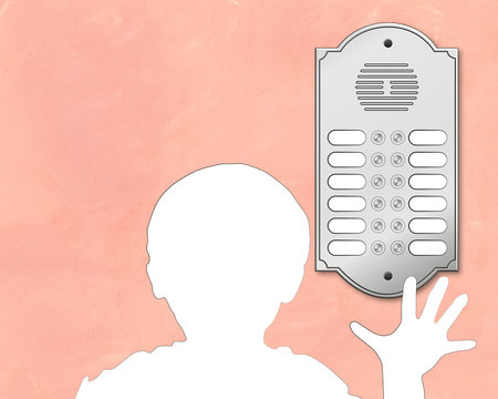 Bambino di fronte al citofono con etichette bianche