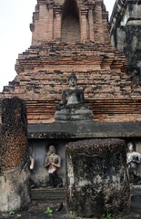 Naklejka na ściany i meble Wat Mahathat, Sukhothai, Thailand