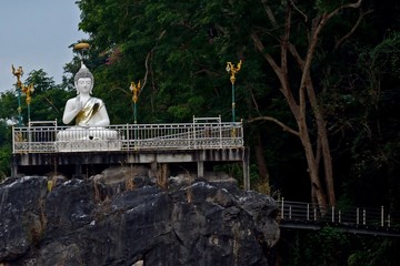 Buddha, River Kok, Thailand