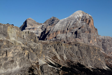 il Lagazuoi e le tre Tofane dal Col di Lana