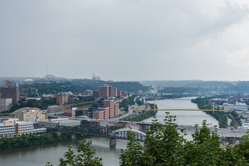Fototapeta na wymiar Skyline of Pittsburgh, Pennsylvania from Mount Washington