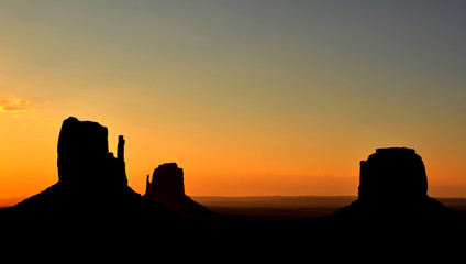 Sunrise @ Monument Valley