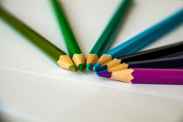 Obraz premium Сolored pencils on a white background