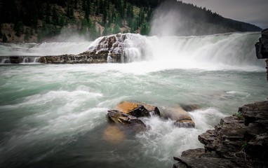 kootenai river water falls in montana mountains