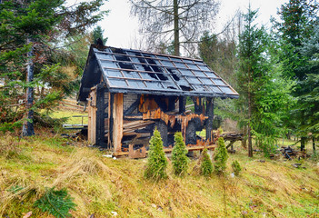 Obraz premium small burned out house