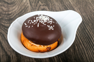 Bouchee cake