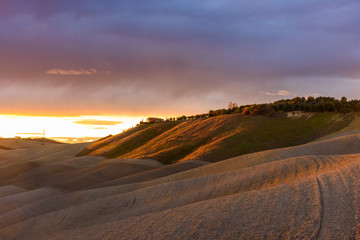 Idyllic and colorful tuscan countryside in autumn
