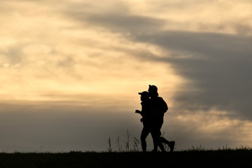 ジョギングする男女