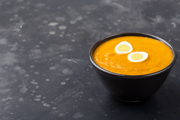 Soup with quail eggs