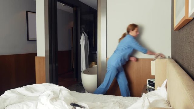the maid steals money while cleaning the room in a five-star hotel. 4k.