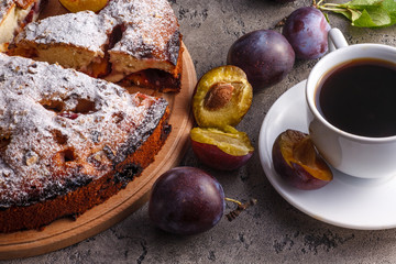 Pie with plums