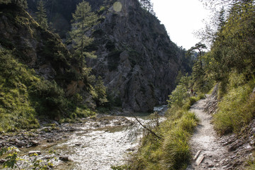 Fototapeta na wymiar creek running through a canyon