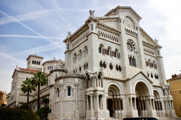 Fototapeta na wymiar Saint Nicholas Cathedral in Monaco / White stone catholic church in Europe