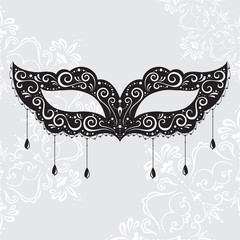Black masquerade mask with beads