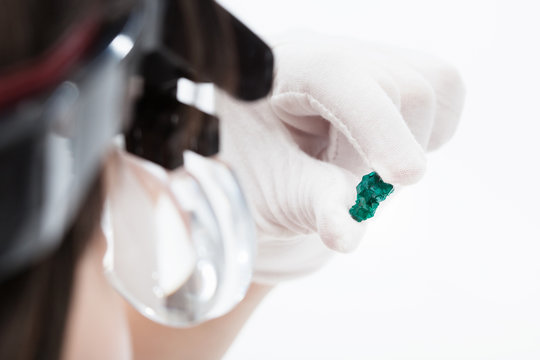 master in magnifying glasses checks dioptase