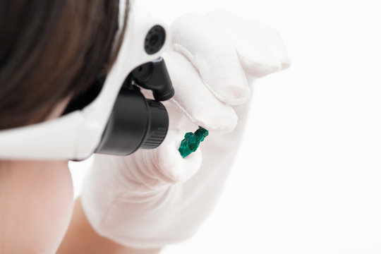 master in head-mounted lens checks dioptase