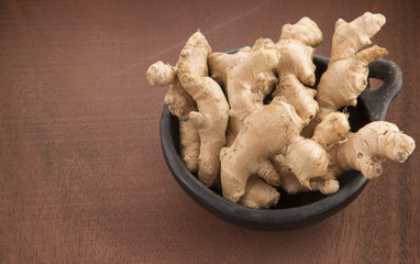 Ginger roots in the bowl