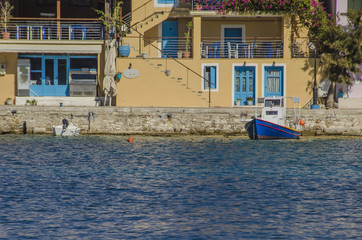 Fototapeta na wymiar fishing boat in the harbor of assos kefalonia