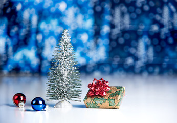 Fototapeta na wymiar Christmas Tree for Cristmas Card with copy space