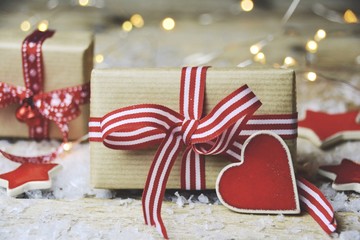 Weihnachten Geschenk Box - Grußkarte - Weihnachtsgeschenk mit Herz aus Ton - DIY