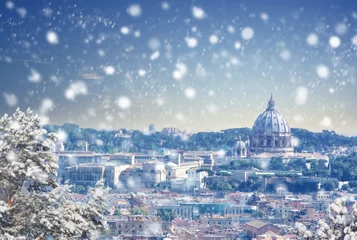  Kerstmisachtergrond: Luchtmening van stadsbeeld van Rome bij de winterzonsondergang in Italië. Vintage gekleurd beeld. X-mas, Business, Love en reisconcept © sergeialyoshin