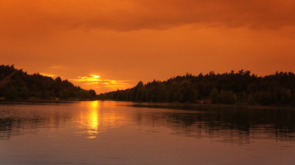 Obraz na płótnie Canvas Sunset with Lake