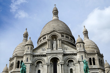 Fototapeta premium Basilique du Sacré-Cœur de Montmartre
