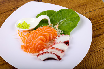 Salmon and Octopus sashimi