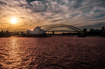 Naklejka premium seascape of Sydney, panoramic view of the Sydney bay during sunset. australia. travel.