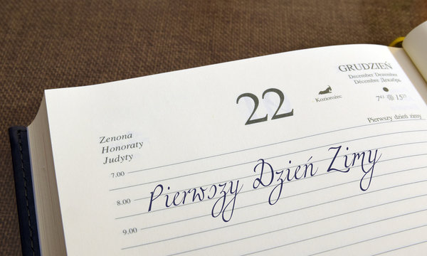Początek kalendarzowej zimy. Pierwszy dzień zimy. 22 grudnia. Zima.