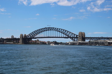Fototapeta na wymiar Sydney Harbour Bridge