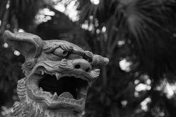 迫力ある与儀公園のシーサー