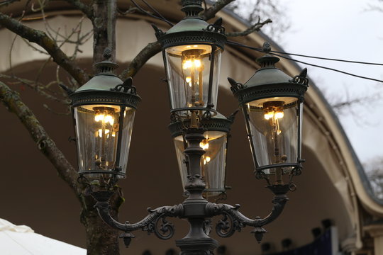 Street light / Vintage street lamp close-up