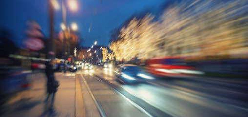 Obraz premium busy night traffic in the city 