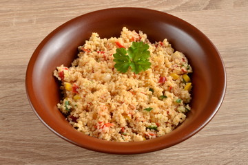 sałatka z kaszą kuskus