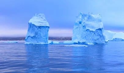 Fotobehang Icebergs outside Ilulissat, Greenland © Lee