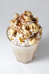 Caramel popcorn milkshake 