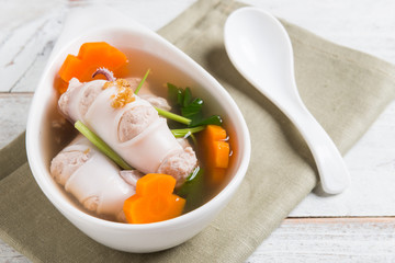 Squid stuffed with minced pork and soup
