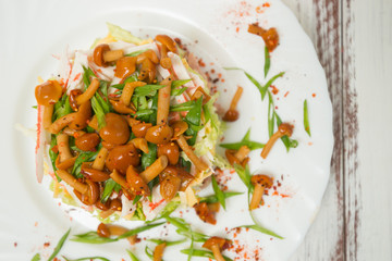 salad with mushrooms