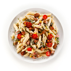Pasta with sausages and vegetables 