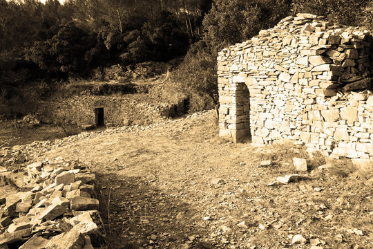 capitelles de la combe des bourguignons &agrave; Marguerittes 