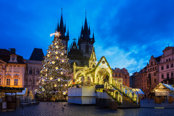Obraz premium Christmas Old Town Square in Prague.