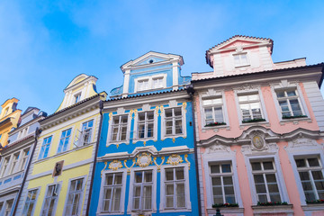 Fototapeta na wymiar colorful houses in prague
