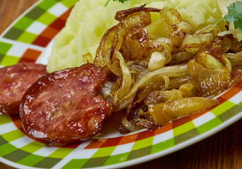 German dish  Himmel und Erde
