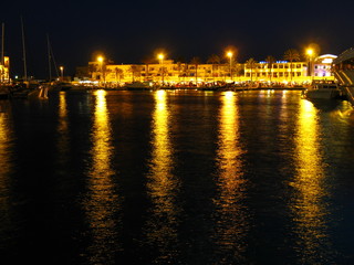 Fototapeta na wymiar Der Hafen von La Savina auf Formentera bei Nacht