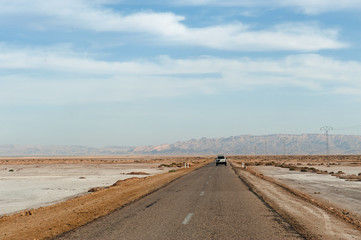 Fototapeta premium Droga przez pustynię