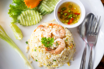 Fried rice with shrimp