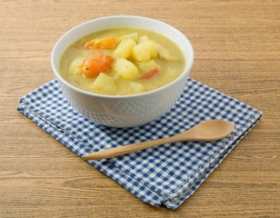 Japanese Curry Soup with Potato and Tomato